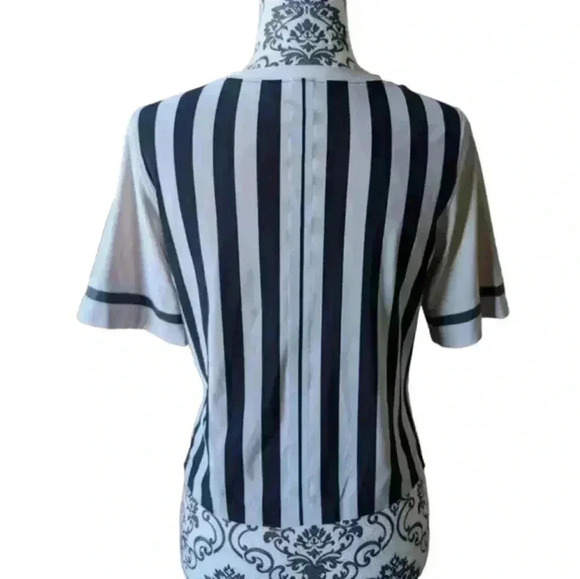 Lululemon Get It On Top Angel Wing / Small Steep Stripe Black 6/2014 Women's 8 - Picture 4 of 10